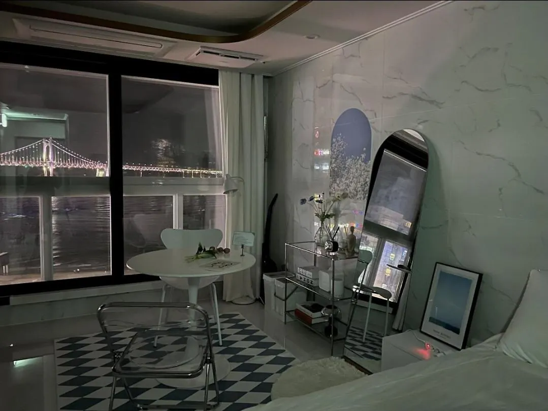 Ferienwohnung Gwangan Ocean Gamsung House Busan